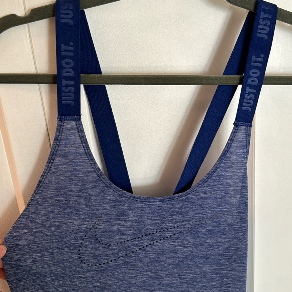 Nike workout tank